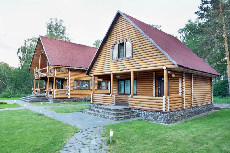 Log Home Weatherproofing in Bellevue, WA